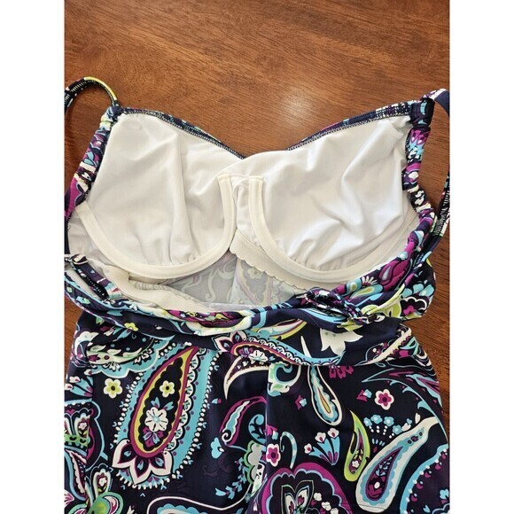 Lands End Tankini Womens Size 8 Purple Paisley‎ Pattern V-Neck Swim Top - Picture 4 of 5